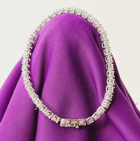 Moissanite Tennis Bracelet 10.75 ctw. Certified - Picture 3 of 15